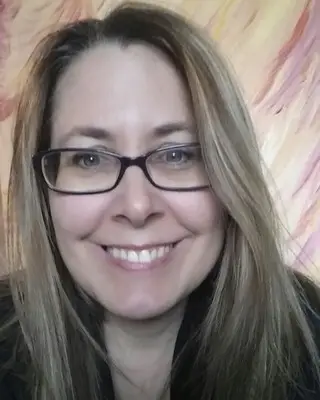 Heidi-Neu-Registered-Psychotherapist-Art-Therapist
