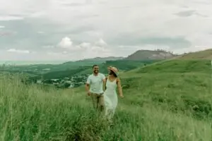 couple-walking-in-field