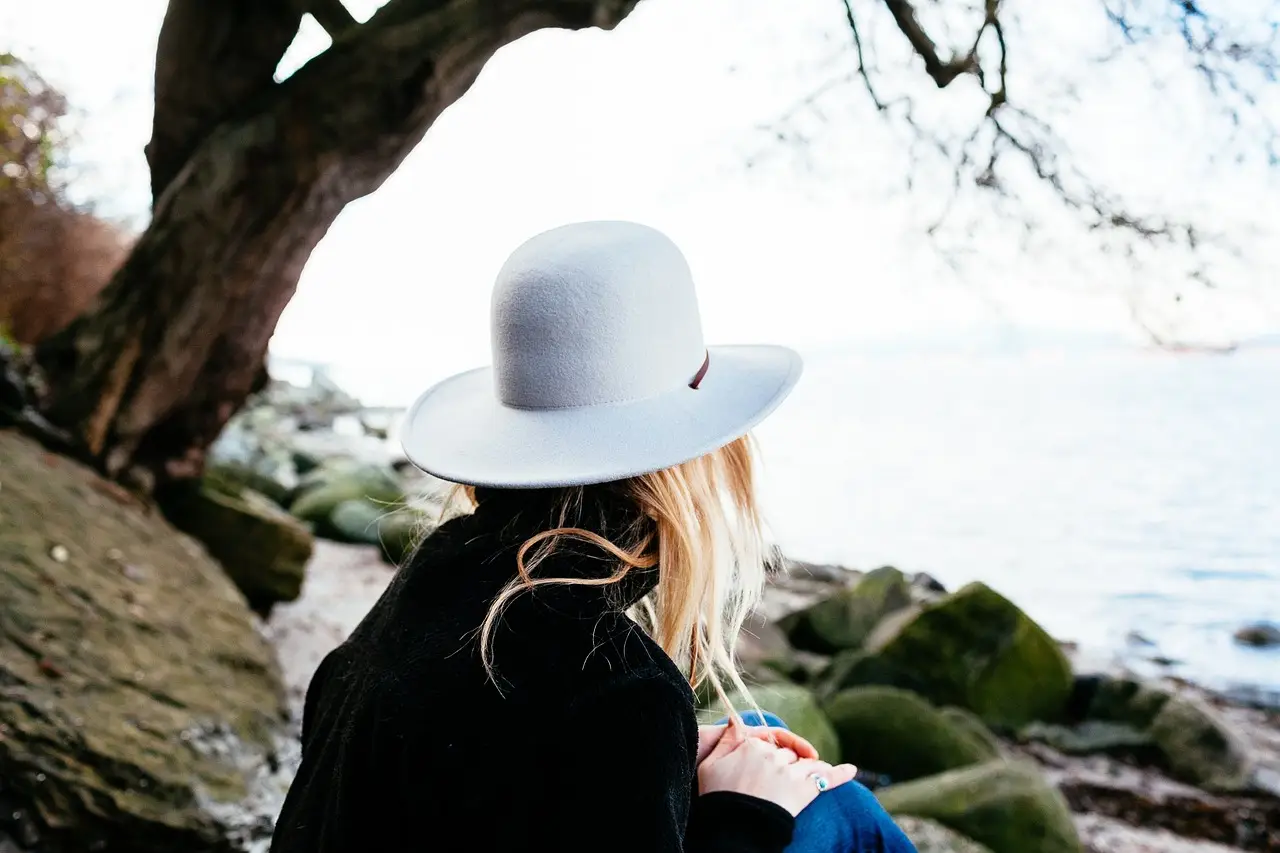 sitting-by-the-lake